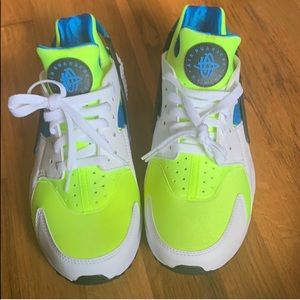 Nike air huarache spring vibes size 8.5 no box 📦